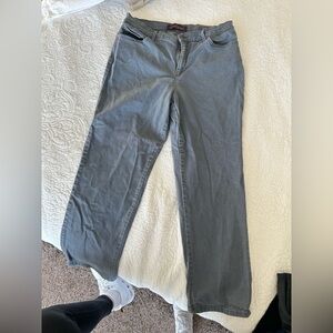 Gloria Vanderbilt Women's Straight Leg Jeans in Gray